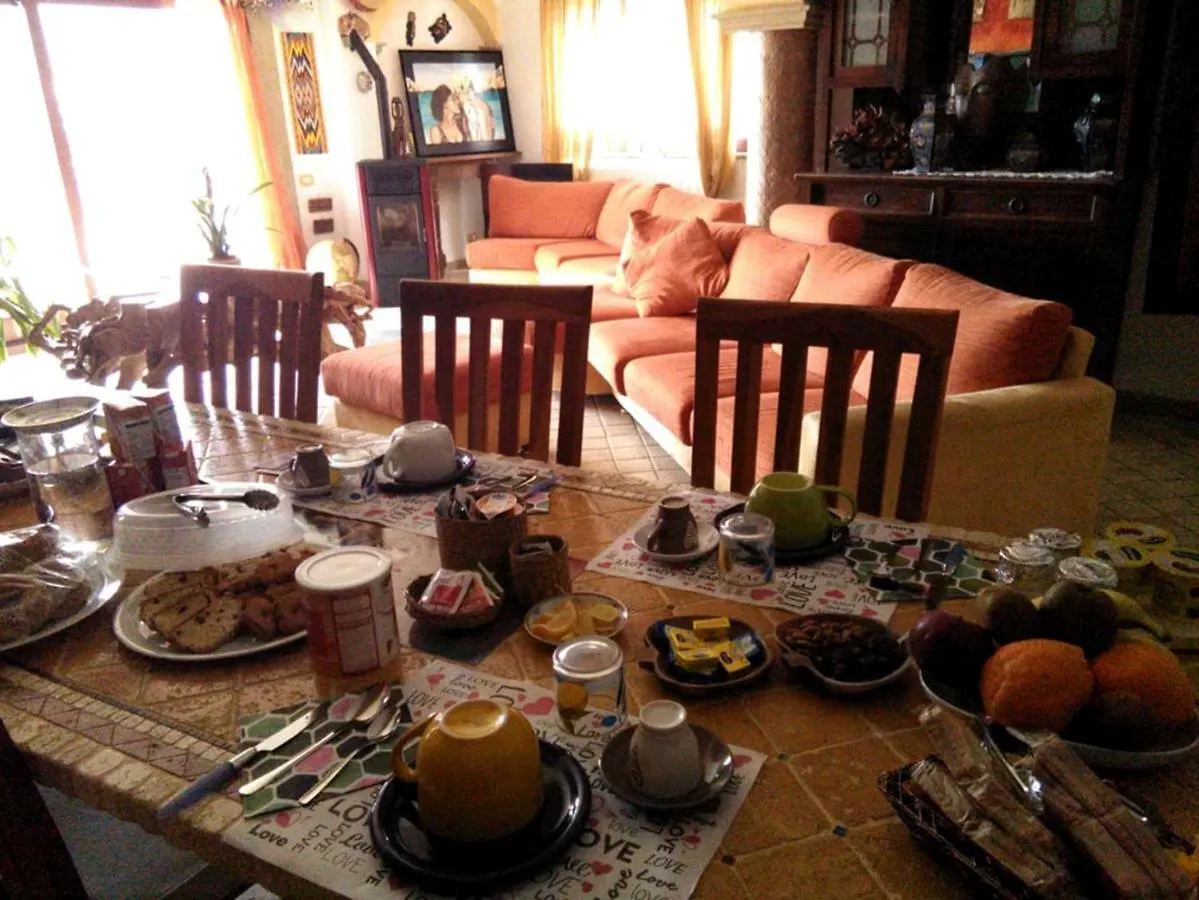 Casa D' Artista B&B Ozieri Bed and Breakfast